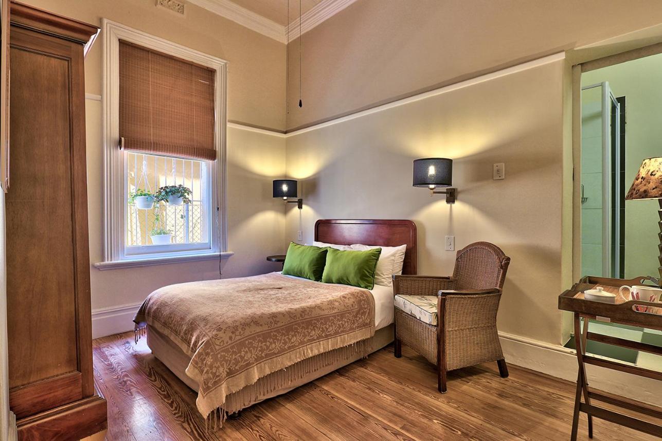 The Cape Colonial Guest House Кейптаун Екстериор снимка